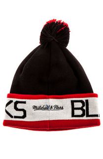 Mitchell & Ness Hat Chicago Blackhawks Pom Beanie in Black