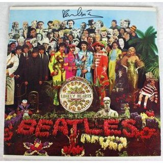 Paul Mccartney The Beatles Sgt Peppers Signed Album Cover W/ Vinyl Psa #o03976   Autographed CD's: Paul McCartney: Entertainment Collectibles