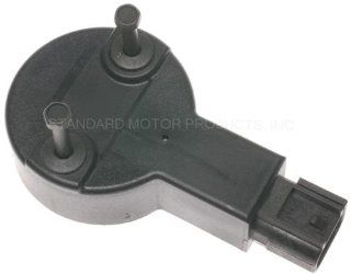 Standard Motor Products PC321 Camshaft Sensor: Automotive
