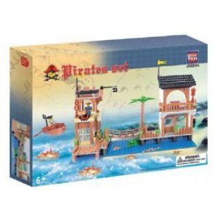 Brictek Pirate Fort Building Block Set   381 Pieces: Toys & Games