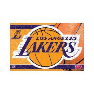 LOS ANGELES LAKERS OFFICIAL 150 PIECE JIGSAW PUZZLE : Sports & Outdoors