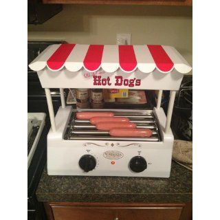 Nostalgia Electrics HDR565 Vintage Collection Old Fashioned Hot Dog Roller: Kitchen & Dining