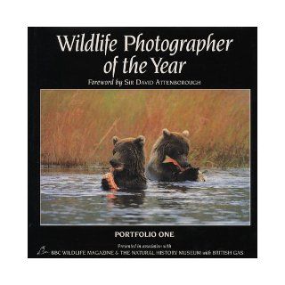 Wildlife Photographer of the Year: Portfolio One (9780863433955): Peter Wilkinson, Helen Gilks: Books