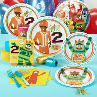 Yo Gabba Gabba! 2nd Birthday Standard Party Pack for 8 Party Accessory: Toys & Games