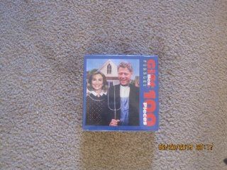 Arkansas Gothic Bill & Hillary Clinton 100 Pieces Gift Box Puzzle: Toys & Games