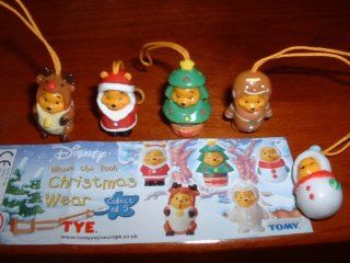 Winnie the Pooh Peek a Pooh Figure Set Christmas Set with Pooh Santa, Reindeer, Snowman and More!: Toys & Games