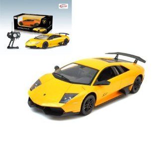 118 Scale Lamborghini Murcielago LP 670 (Yellow) High Quality working headlights, underlights, Full Function Toys & Games