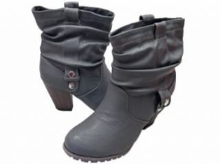 Andres Machado Women's Gray Wrinkled Non skid Boots AM347: Shoes