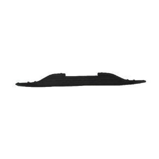 99 07 CHEVY SILVERADO (07 CLASSIC ONLY) / 99 07 GMC SIERRA (07 CLASSIC ONLY) / 00 06 SUBURBAN / 00 06 TAHOE / 00 06 YUKON / 02 06 AVALANCHE (WITHOUT BODY CLADDING) REAR BUMPER CENTER PAD: Automotive