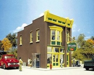Walthers Cornerstone Series Built ups HO Scale Melissa's Eastside Deli: Toys & Games