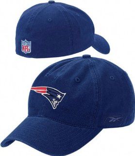 New England Patriots  Navy  Fitted Sideline Slouch Hat : Baseball Caps : Sports & Outdoors