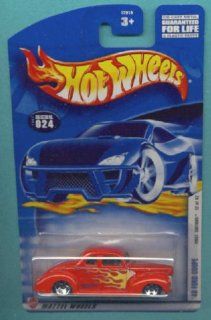 Mattel Hot Wheels 2002 1:64 Scale First Editions Red Flamed 1940 Ford Coupe Die Cast Car #024: Toys & Games