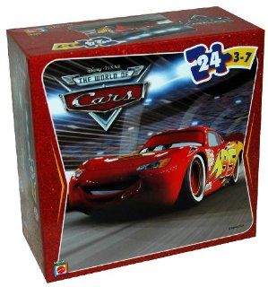 Disney Pixar Cars Lightning McQueen Racing Puzzle: Toys & Games