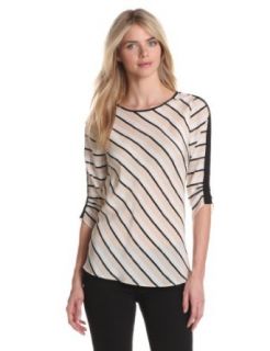 BCBGMAXAZRIA Women's Maya Long Sleeve Top With Open Back at  Womens Clothing store: Blouses