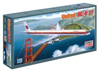 Minicraft Models United DC 8 71 1/144 Scale: Toys & Games