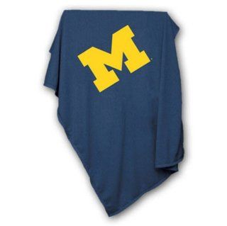 Michigan Wolverines Sweatshirt Blanket/Throw   NCAA College Athletics : Sports Fan Throw Blankets : Sports & Outdoors