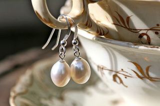 drop in the ocean pearl drop earrings by joulberry
