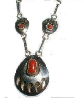 Native American Navajo Bear Claw/paw Coral Necklace Sterling Silver 22": Clothing