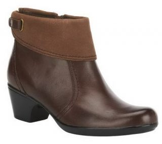 Clarks Bendables Ingalls Ohio Leather Side Zip Ankle Boots —