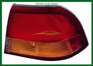 97 99 Maxima Tail Light Lamp Right Passenger: Automotive
