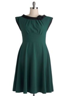 Stop Staring! Classical Beauty Dress in Plus Size  Mod Retro Vintage Dresses