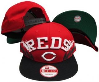 Cincinnati Reds Red/Black Two Tone Plastic Snapback Adjustable Plastic Snap Back Hat / Cap Clothing