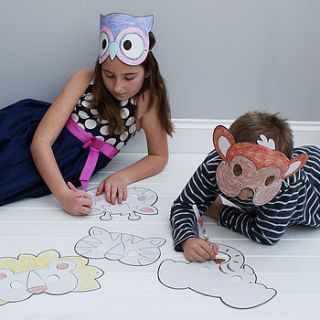 animal colour in party masks by sparks living