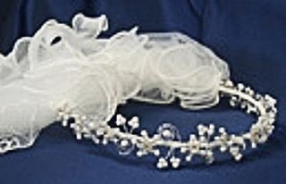 Girls Communion Veils   Lovely Pearl Tiara Head Veil for First Communion: Wedding Ceremony Accessories: Clothing