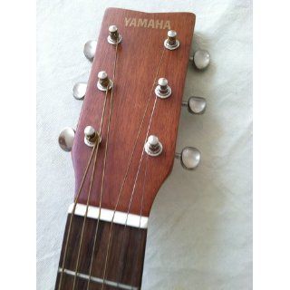 Yamaha FG JR1 3/4 Size Acoustic Guitar with Gig Bag   (Natural): Musical Instruments