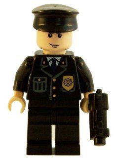 Gotham Police Officer   LEGO Batman Minifigure: Toys & Games