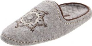 Acorn Women's Henna Scuff Slipper: Shoes