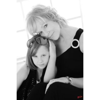 Mother and Daughter Makeover Photo Shoot with £50 Gift Voucher      Experience Days