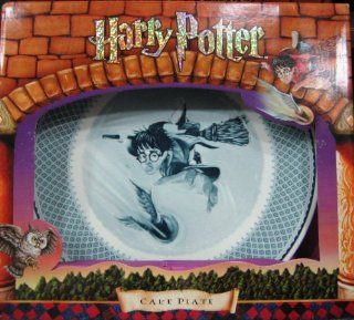 Harry Potter Wedgwood Cake Plate for Birthdays and Events: Kitchen & Dining