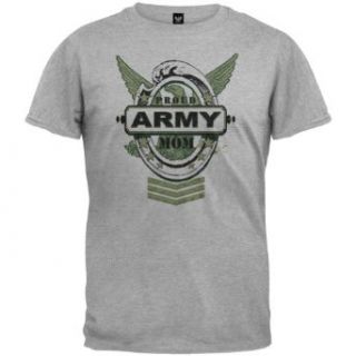 US Army   Proud Mom T Shirt: Clothing