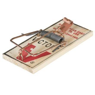 Victor Medal Pedal Mouse Trap 2 pack M023 : Rodent Traps : Patio, Lawn & Garden