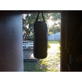 Everlast 4004 Traditional Heavy Bag (40 lb.) : Heavy Punching Bags : Sports & Outdoors