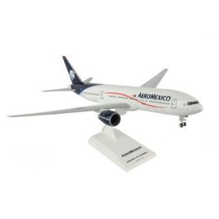 Skymarks Aeromexico 777 200ER 1/200 with Gear Model Airplane